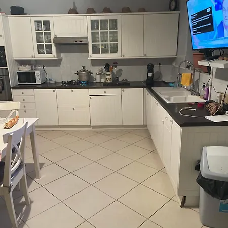 Simple Proche Aeroport Homestay