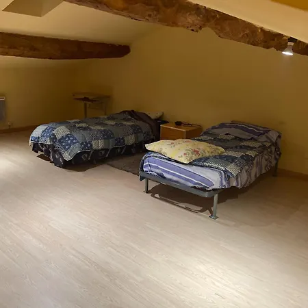 Simple Proche Aeroport Homestay